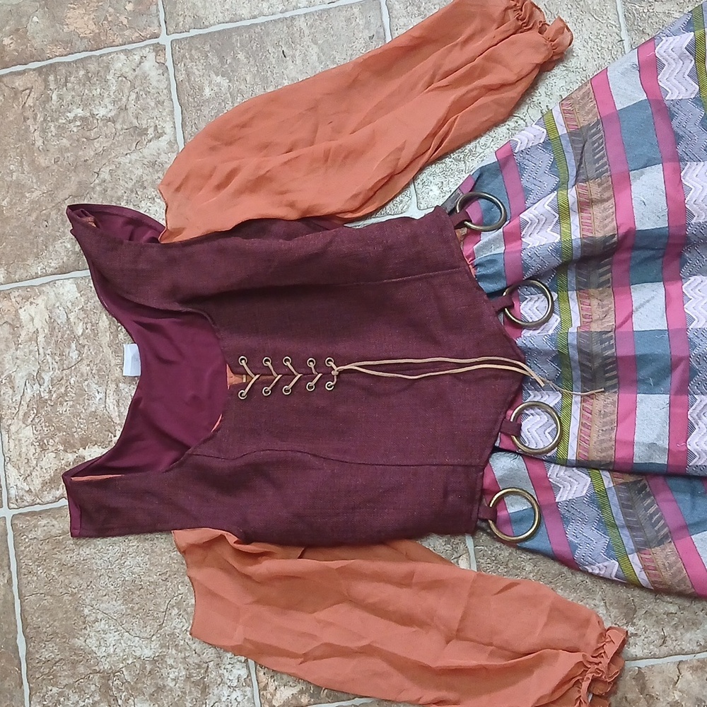 GUC Disney Spirit Hocus Pocus Bohemian dress Brown Pink Gray Size Medium - Picture 2 of 7